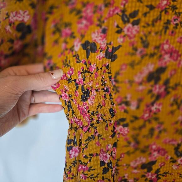 Vero Moda Medium Mustard Orange Floral Puff Sleeve Knee Dress Smocked Boho - Picture 9 of 12